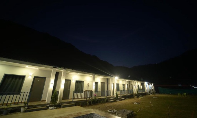 Sirala Station Balnéaire | Shanti people resort and camp