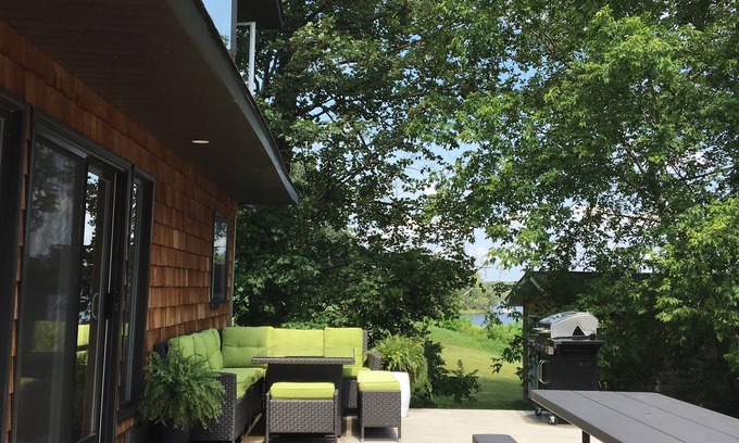 Sharbot Lake Cottage | Sharbot Lake Waterfront Loft Cabina