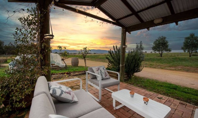 Bombira Autre | Shawwood Cottage Luxury Mudgee Farm Accommodation with spectacular sunsets and sweeping views to the hills and town, close to town in the midst of popular cellar doors.