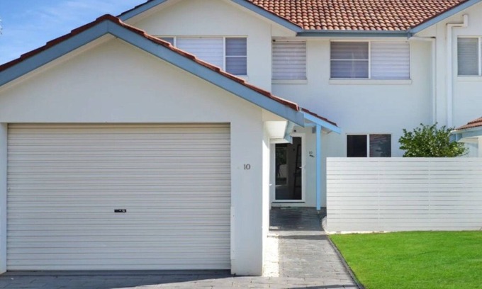 Korora Maison | Shearwater Nest - A Coastal Haven for Relaxation!