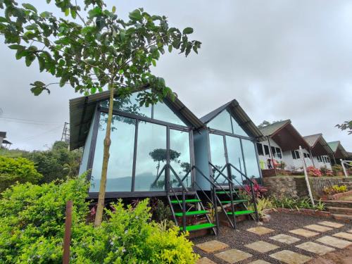 Thakursai Autre | Shelby Pawana lake Cottages and Camping