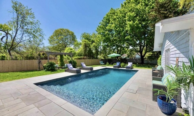 Suffolk County Maison | Shelter Island Retreat With Pool ...Close To Beach & Pet Friendly