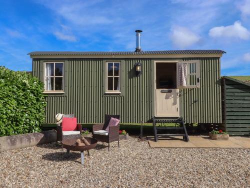 Crediton Maison | Shepherds Bliss