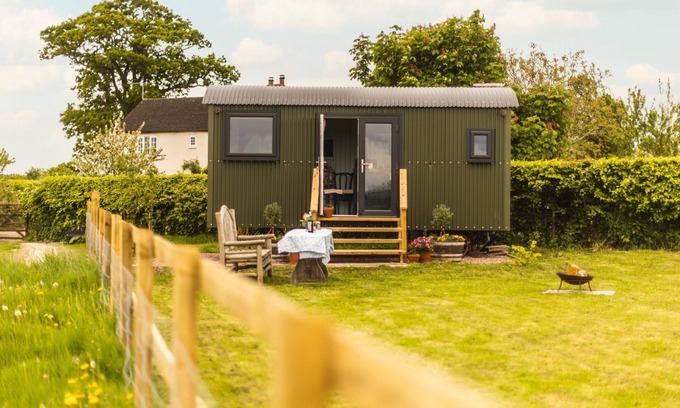 Overton-on-dee Appartement | Shepherd's Hut-Hutte-Confort-Douche-Vue sur la campagne