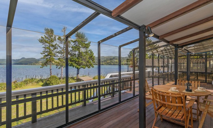 Pauanui Maison | Sheppard's Rest - Pauanui Holiday Home