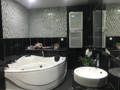 Pasir Gudang Maison | Sherry Luxury Homestay