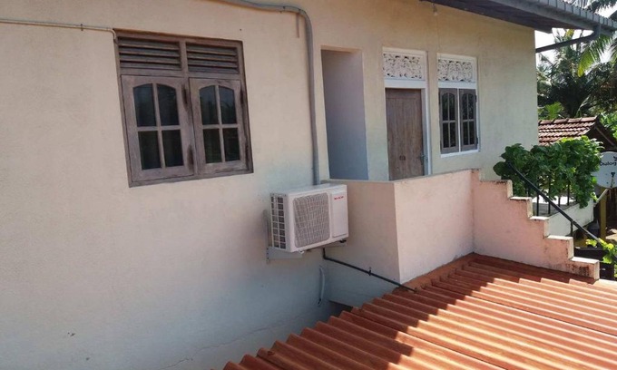 Habaraduwa Maison | Shining Line