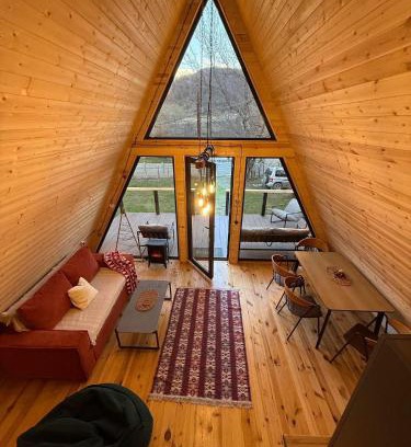 Racha-Lechkhumi and Lower Svaneti Appartement | Shoda Valley შოდა ველი