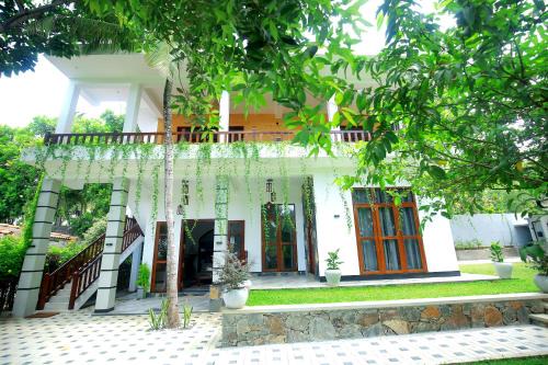 Nilwella Maison | Shoreline House Hiriketiya