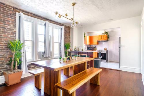 Short North Maison | Short North Convention Private Parking Pets!