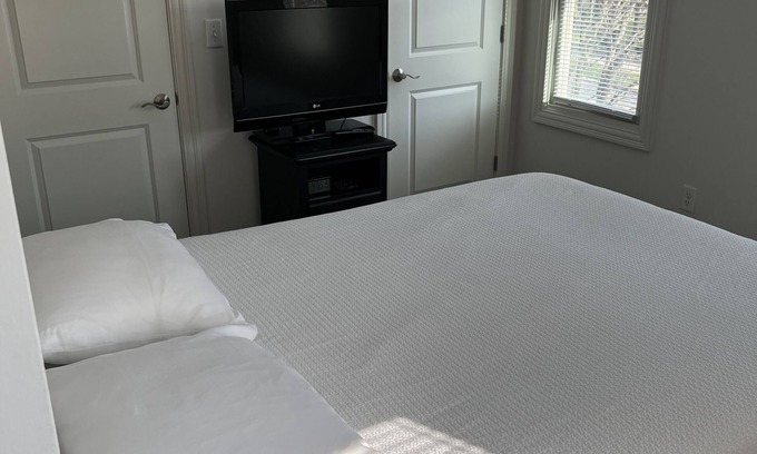 Short North Maison | Short North Custom Built Home! Steps from High Street
