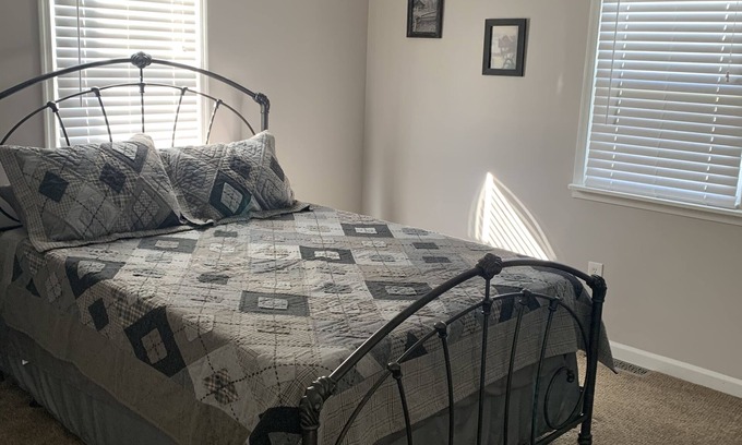 Bloomsburg Maison | Short walk to Bloomsburg university, Bloomsburg geisinger hospital