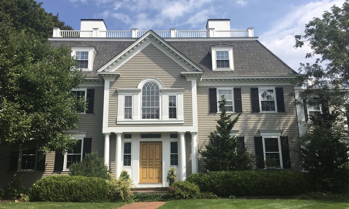 Newbury Maison | Showcase Home 1 mile au centre-ville, à proximité des plages, idéal pour les réunions de famille