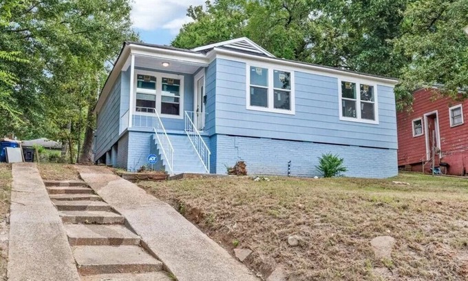 Shreveport Maison | Shreveport Work, Play, Stay, Sleeps 7, With 2bedrooms, 2 Full Bathrooms