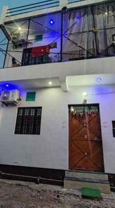 Misrikh Appartement | Shri Brahmadev Athithi Bhavan