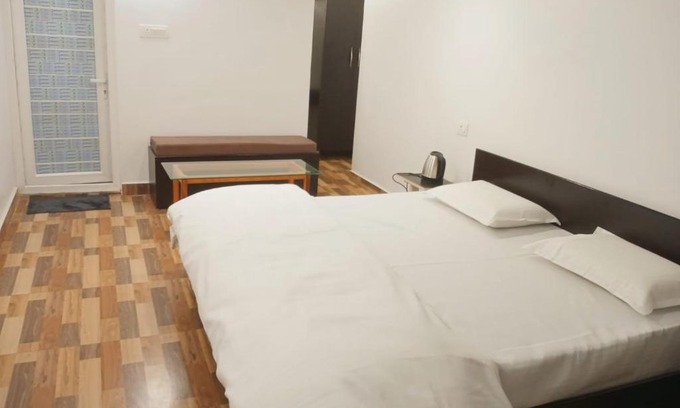Bhowali Maison | Shri Kachi Dham Home Stay