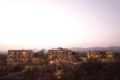 Sadri Hôtel | Shrisiddhpuram