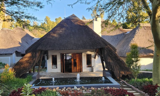 Greater Johannesburg Metropolitan Area Cabine | Shumba Valley Lodge