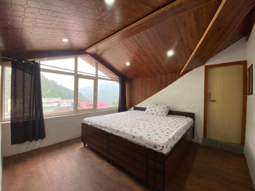 Kumharsain Maison | Shyam Jee - A NH5 Homestay
