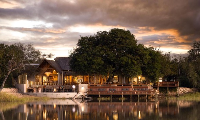 Thorny Bush Game Reserve Cabine | Simbavati Waterside