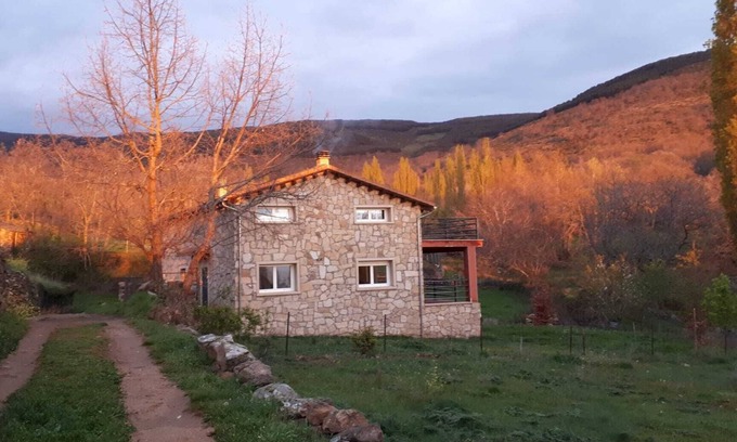 Avellaneda Maison | sierra avellaneda avila house