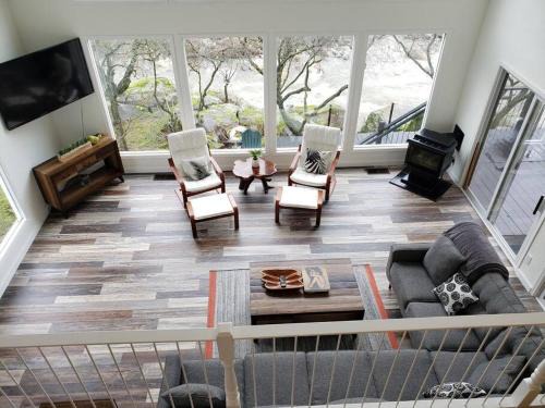Three Rivers Maison | Sierra River House 5 min to Sequoia Park Entrance