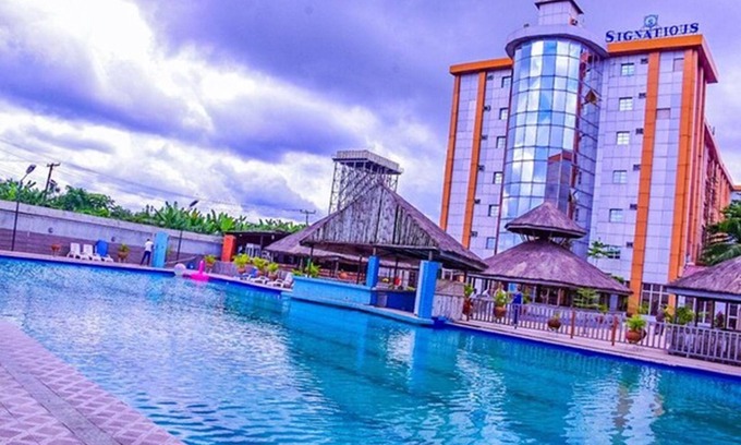 Warri Hôtel | Signatious Hotel and Suites