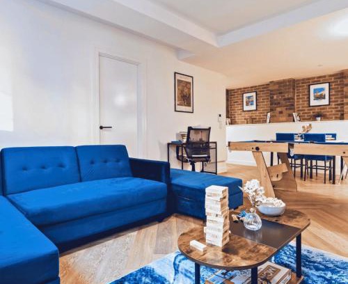 The Westside Appartement | Signature Suite- City Centre, Canal, Pool Table, Netflix Sleeps 7