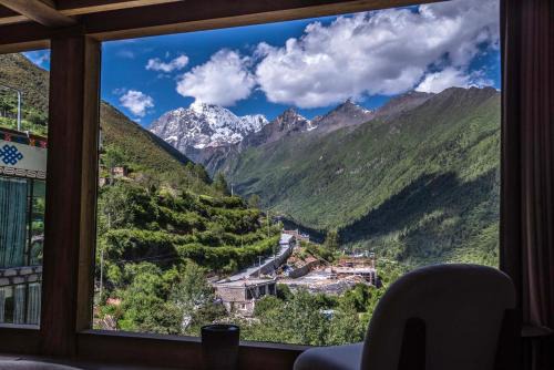 Wenchuan Hôtel | Siguniang Mountain Star Moon Cliff Hotel
