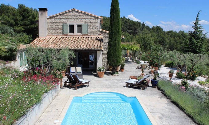 Les Baux-de-Provence Villa | Silence and breathtaking views over the most beautiful village of Provence