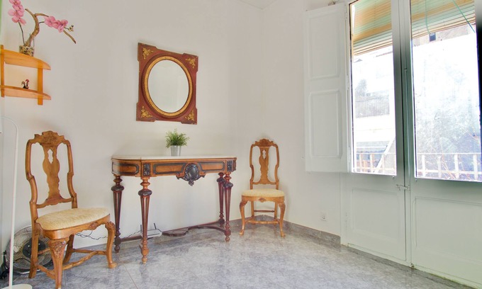 el Camp d'en Grassot i Gracia Nova Appartement | Appartement silencieux à Gracia à 10 minutes à pied de la Sagrada Familia!