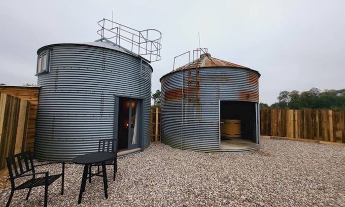 Braintree Autre | Silo Two at Iron Pear Tree Farm