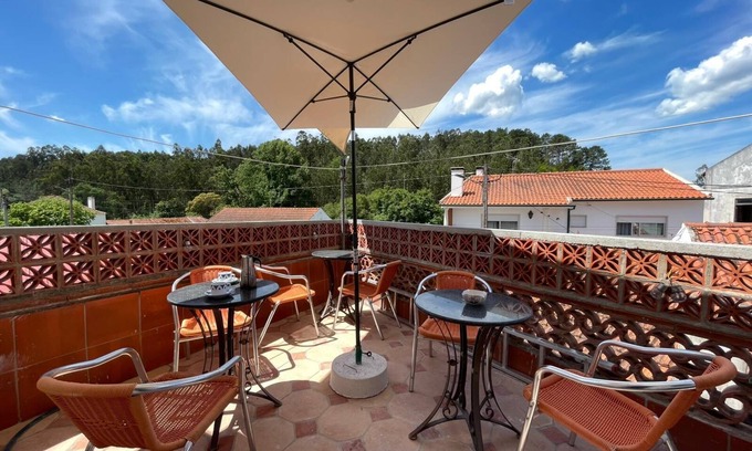 Alcobaca Maison | Silver Coast, Alcobaça, Nazaré, Portugal, restored upper class tradicional house