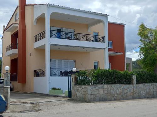 Patras Maison | Silver Sea