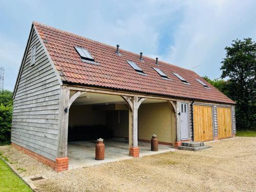 Frome Maison | Silverwood Coach House, with pre booked use of Indoor Swimming Pool