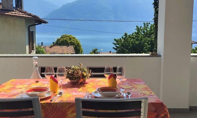 San Siro Appartement | Simone Holiday Appartment with Lake View