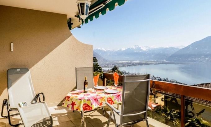 Orselina Appartement | Simple apartment on the 2nd floor for 1-3 persons.