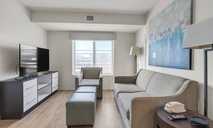 Far North Central Appartement | Simplicity At the Rim 1204 I Comfy 2 bed 2 Bath