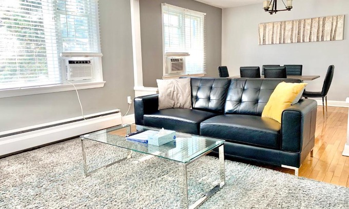 Ottawa Division Appartement | Simply Stays