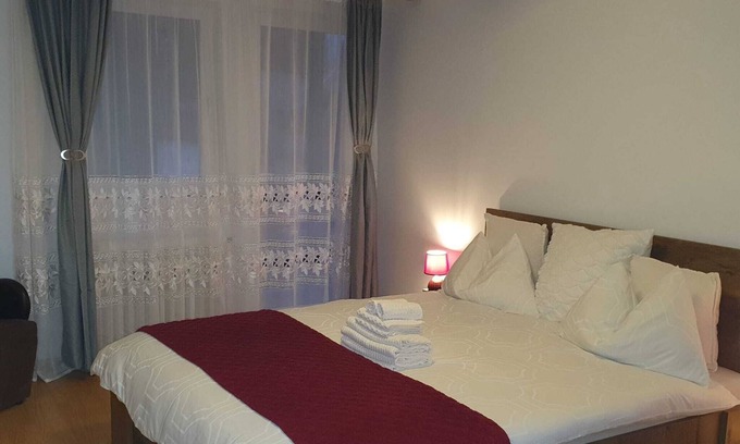 Sinaia Appartement | Sinaia Very Close to Cable car and City Cente. Only 25 Minutes From Peles Castle
