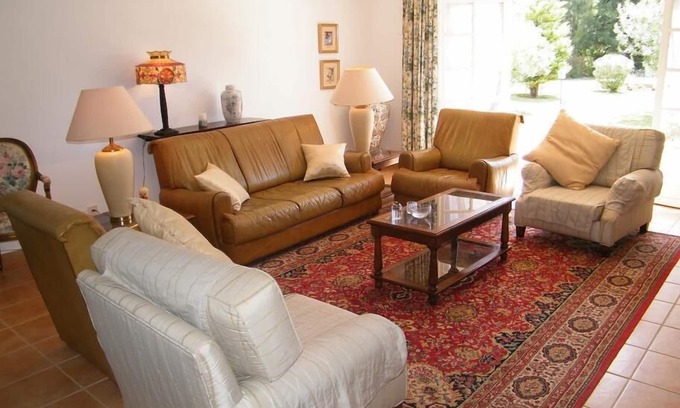 Monte Raposo Villa | Villa de plain pied, piscine, WiFi, tennis de table, grand jardin, 10 Pax