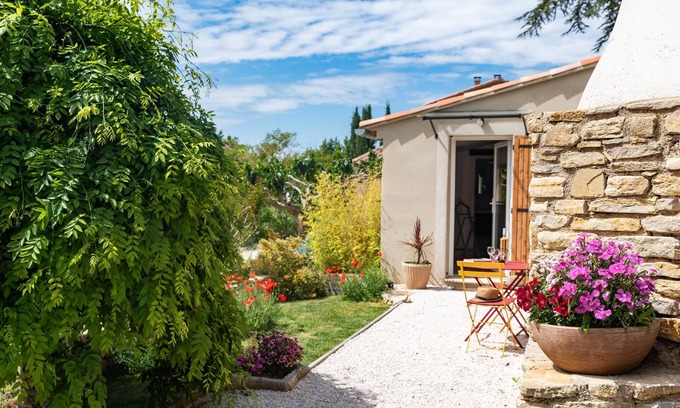 Merindol-les-Oliviers Maison | Chambre de charme vue inoubliable sur le Ventoux