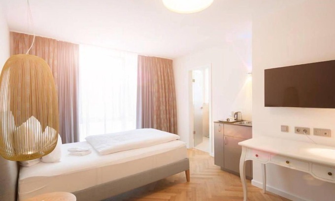 Wurmlingen Appartement | Single room superior plus with balcony