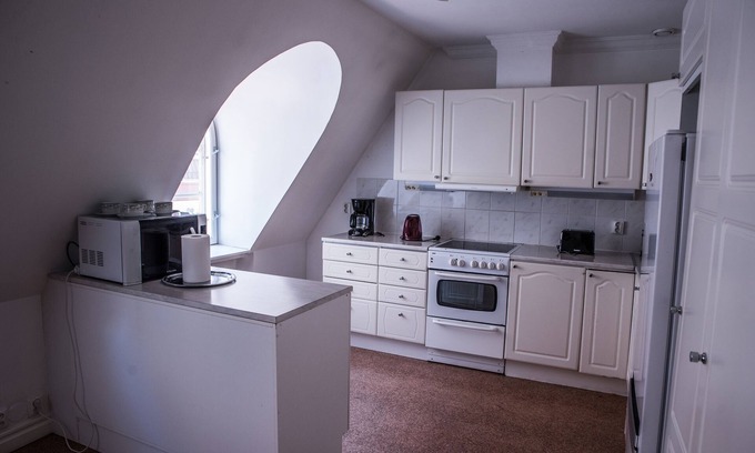 Old Town Maison | Single Room with shared facilities - Old Town