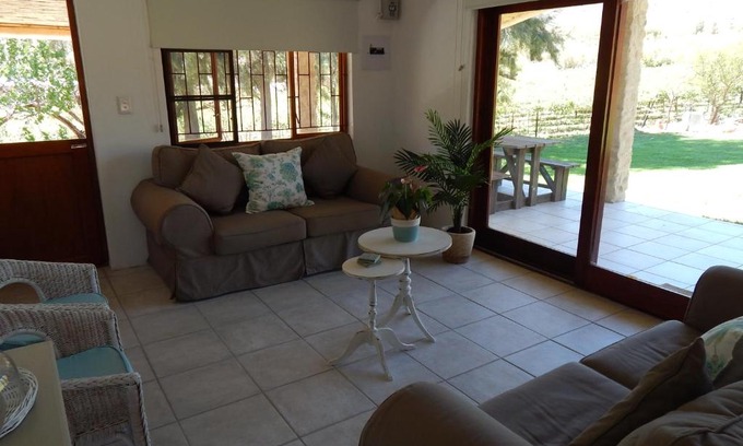Ladismith Maison | Sipreslaan Selfsorg Gastehuis