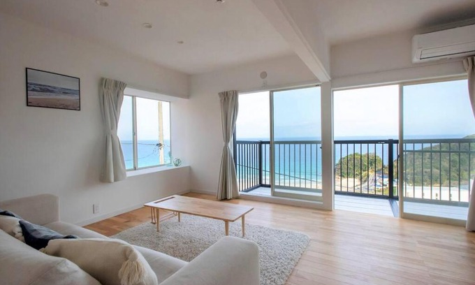Shirahama Maison | Sirahama Beach House