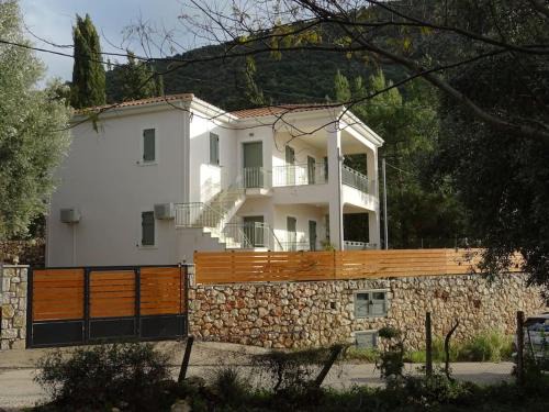 Mikros Gialos Appartement | Sissy Villas 2