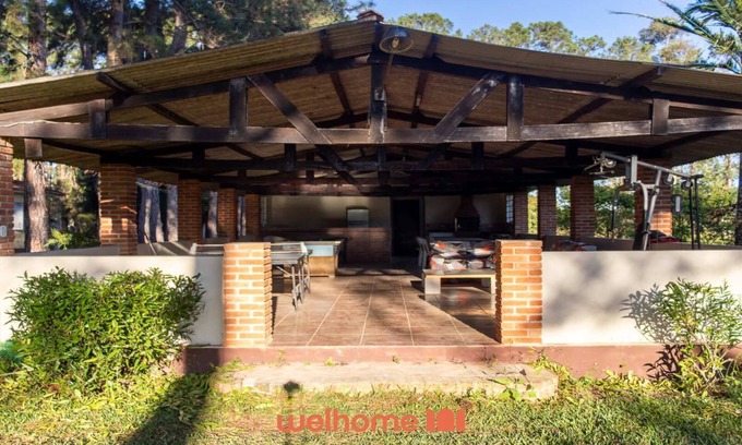 Sarapui Maison | Sitio em Sarapui com piscina e campo de futebol