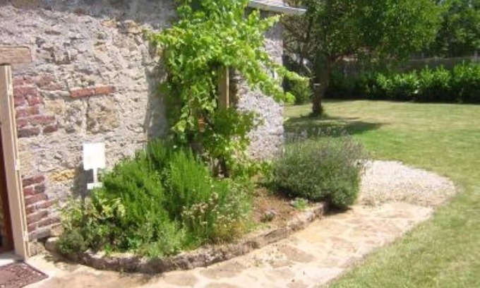 Saisy Maison | Sivry: Character house in secluded garden-Pool 4.5/9