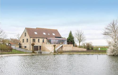 Lo-Reninge Maison | Six-Bedroom Holiday Home In Lo-Reninge